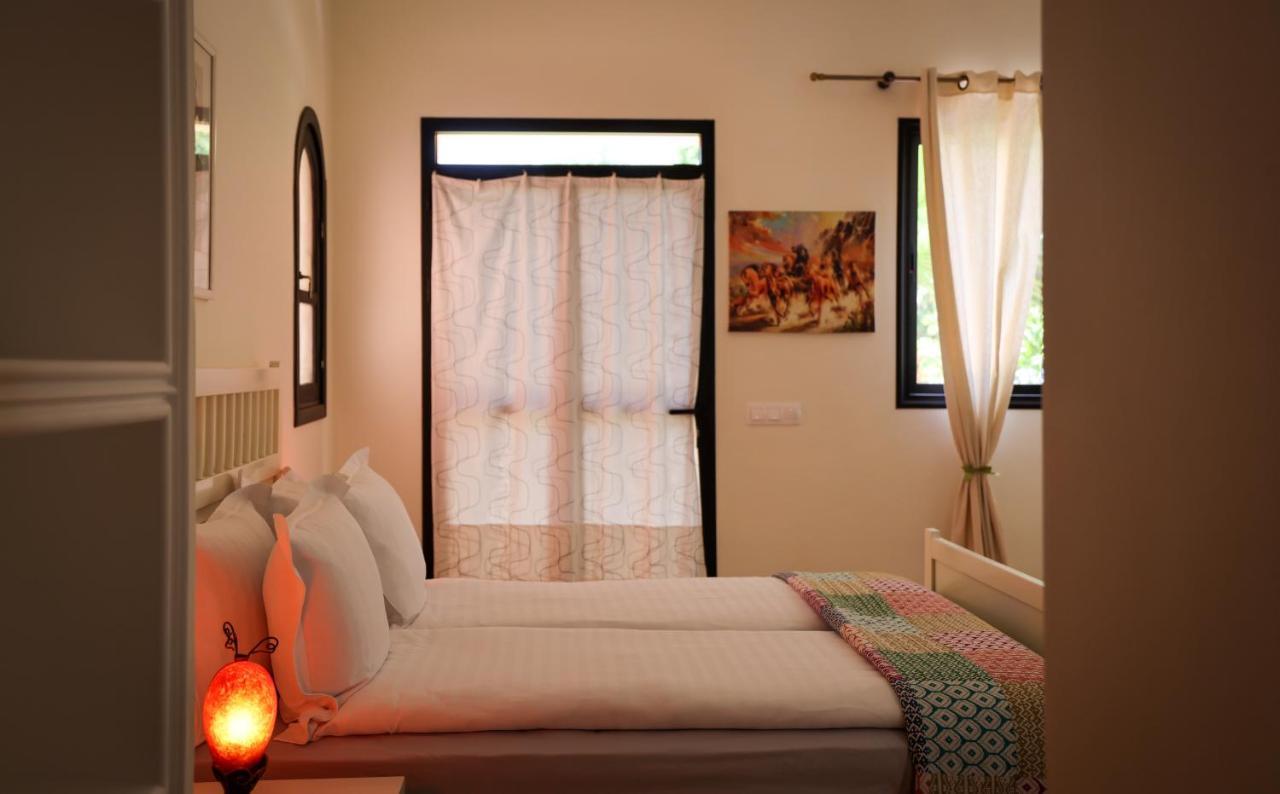 Tiguemine Sarah Hotel Douar Akkara Bagian luar foto