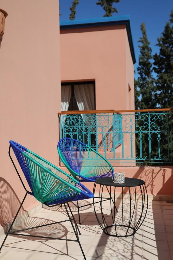 Tiguemine Sarah Hotel Douar Akkara Bagian luar foto